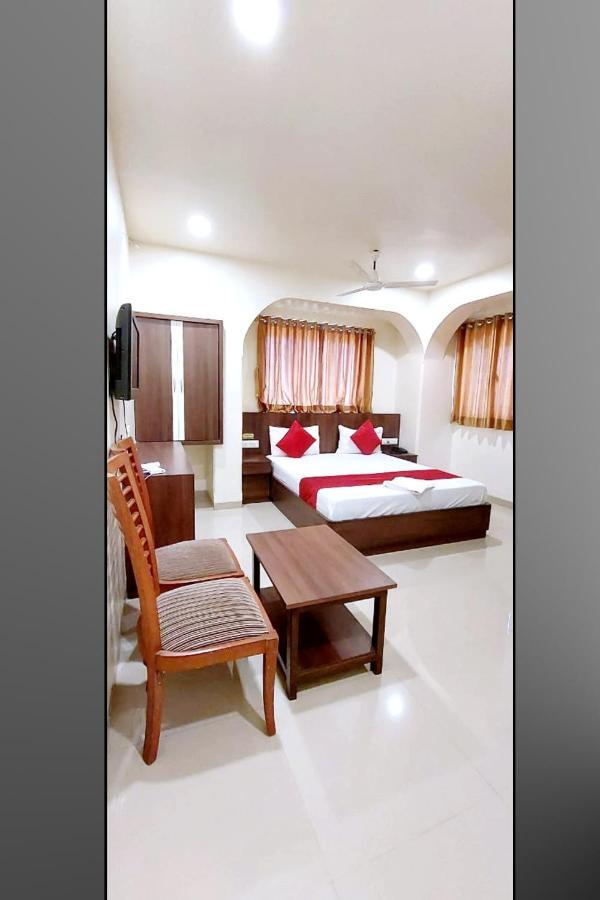 Hotel Sagar Kalyān Esterno foto