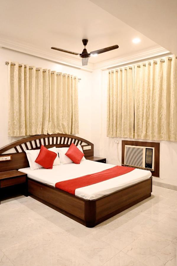 Hotel Sagar Kalyān Esterno foto