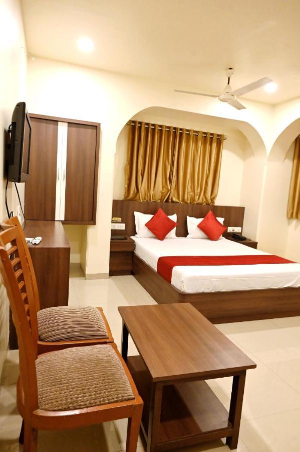 Hotel Sagar Kalyān Esterno foto