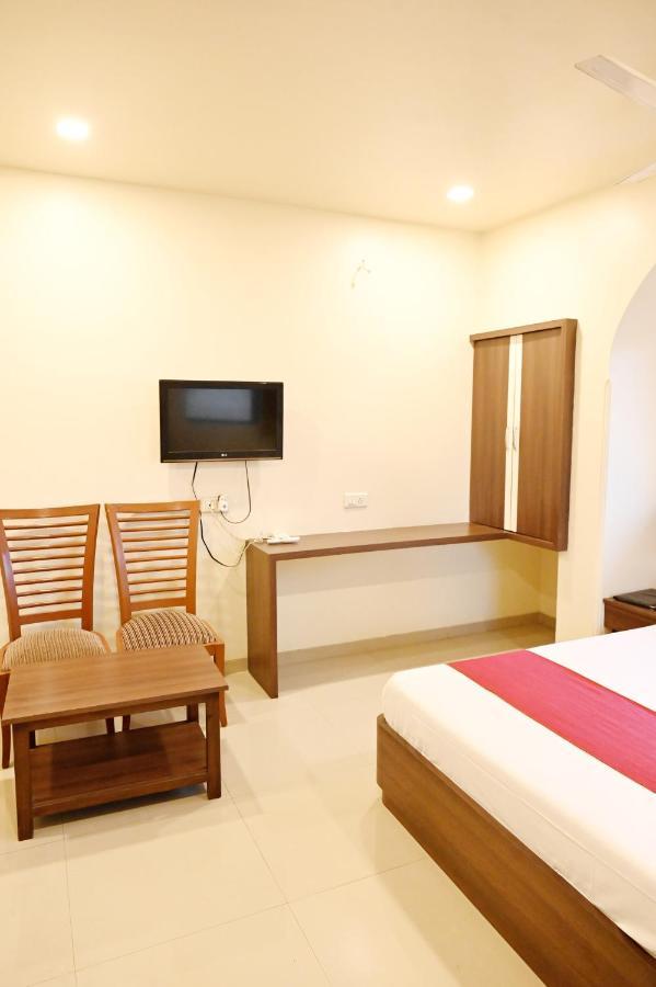 Hotel Sagar Kalyān Esterno foto